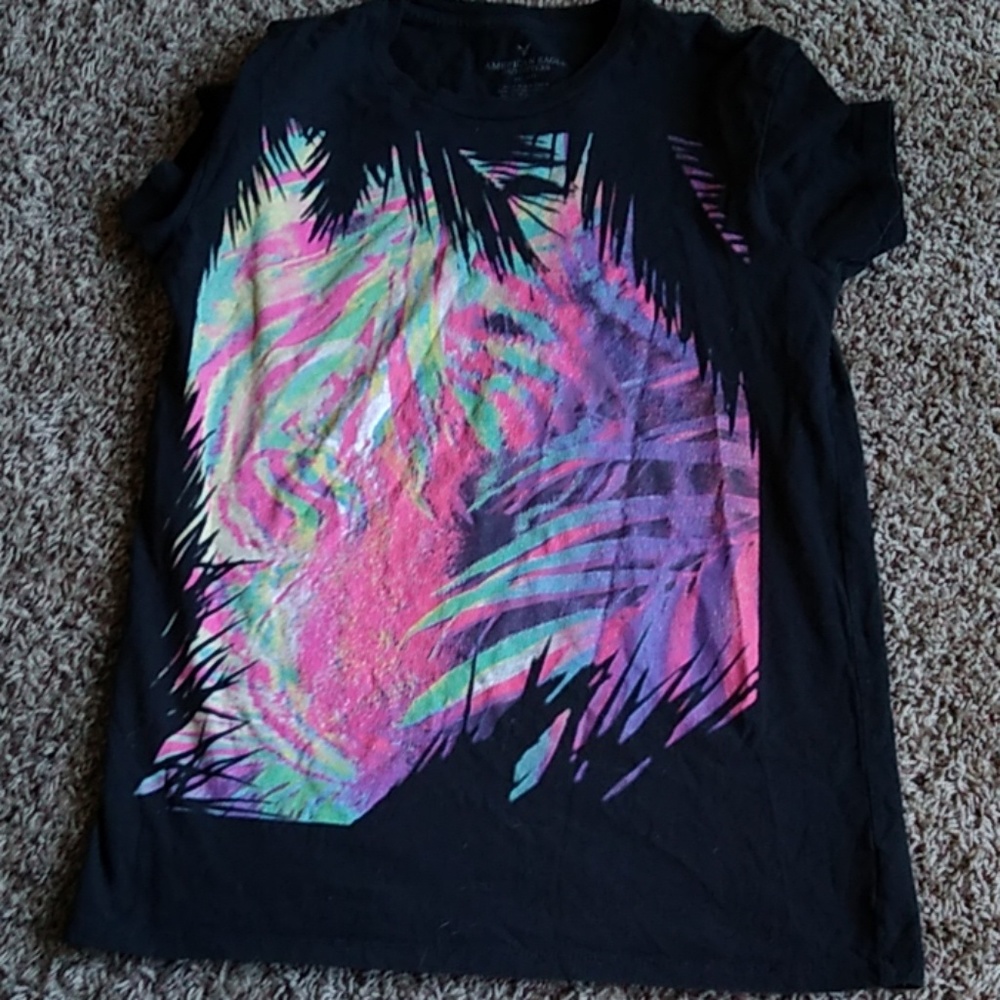American eagle t shirt